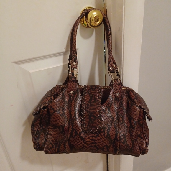 Hot in Hollywood Python Snakeskin Print Satchel Purse - Picture 11 of 11
